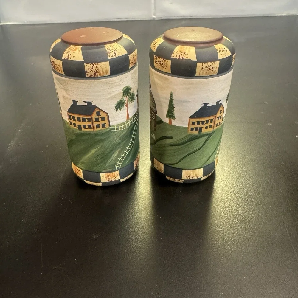 Wooden Salt & Pepper Shakers Set Park Designs Folk Art‎ House Primitive